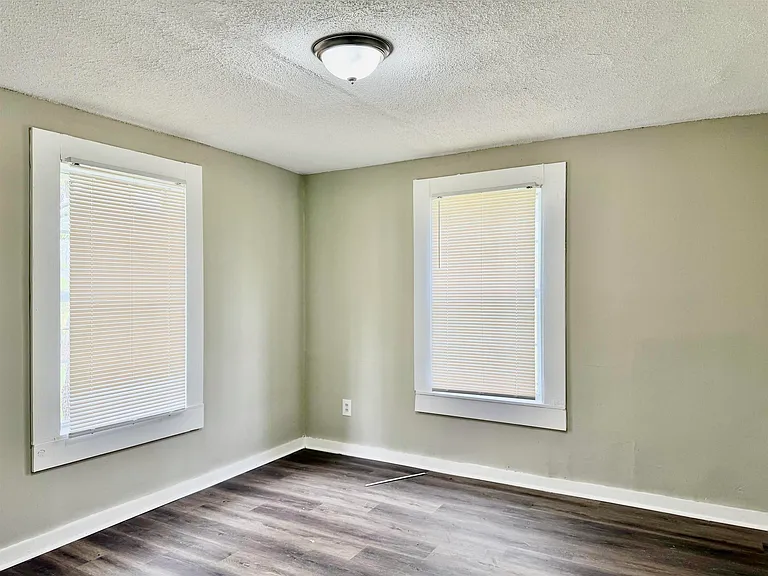 1448 Menager Rd — Photo 8
