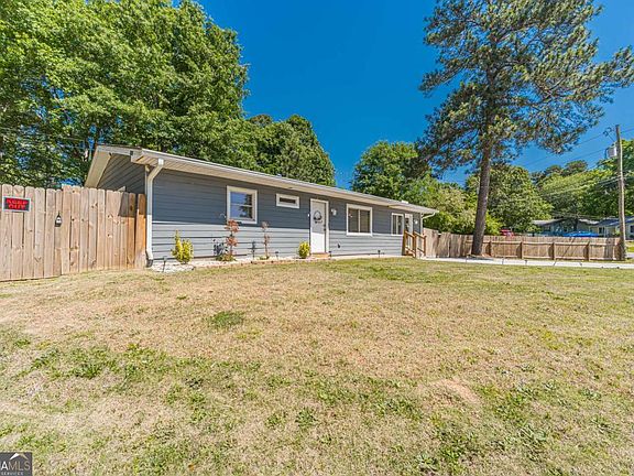 3rd image of 2390 Brackett Rd SW