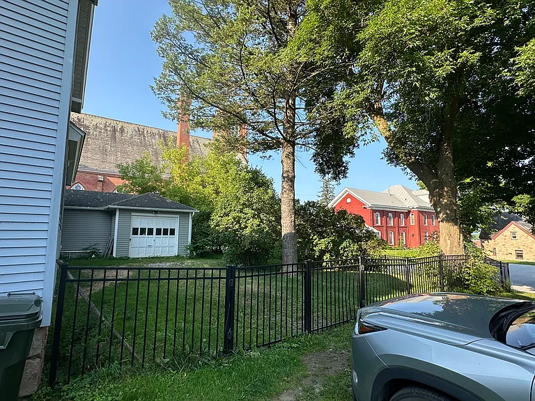 16 Bishop St — Photo 2