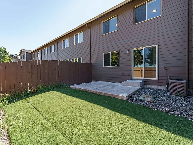 836 NE 109th Ct — Photo 32
