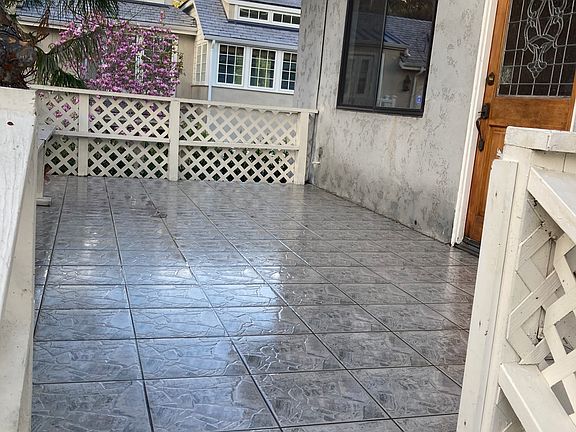 Front deck area and entrance