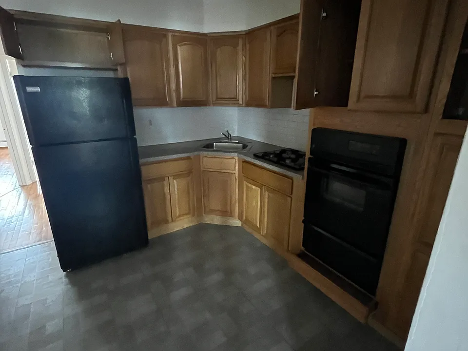 265 Kearney Ave #3