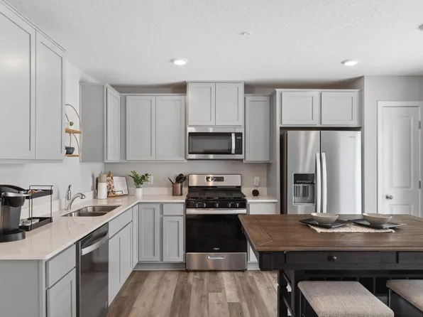 24235 Williams Rd, Rogers, MN 55374