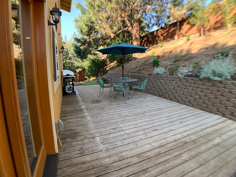 1702 SE Karena Ct — Photo 63