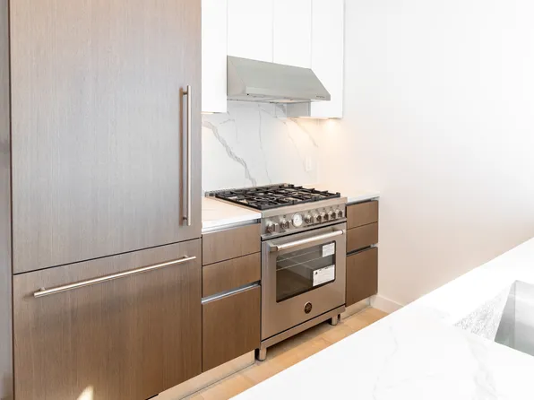 33-66 Farrington Street image 5 of 6