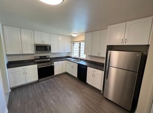 105 Foxfire Dr #105, Newark, DE 19711