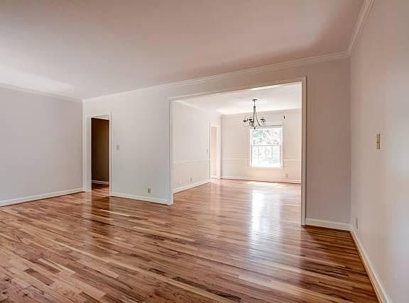 4th image of 172 Riverwood Dr