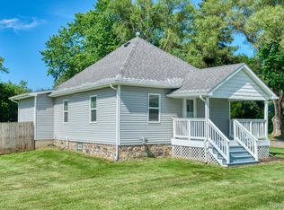 9220 W Grand River Rd, Fowlerville, MI 48836