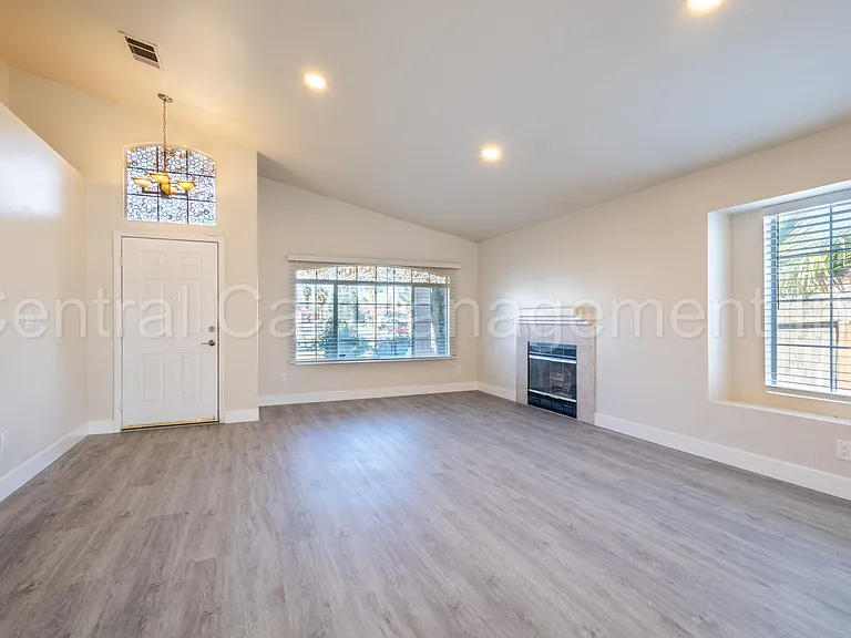 6101 Aruba Ct — Photo 6