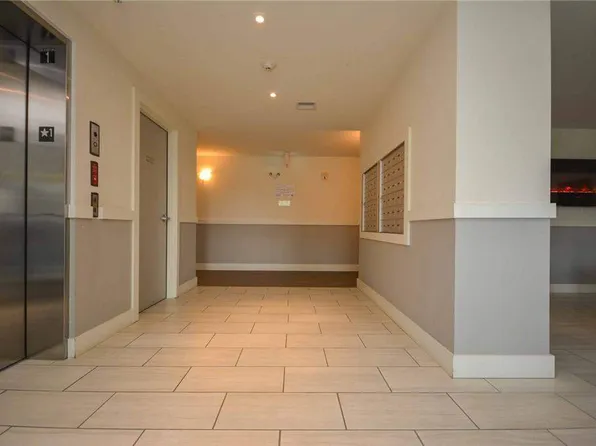 Symphony Suites Apartments