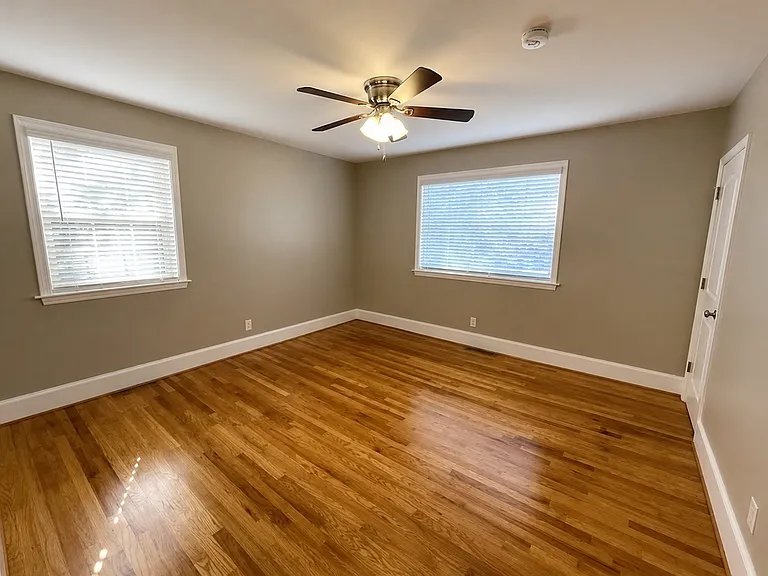 319 W Martintown Rd — Photo 11