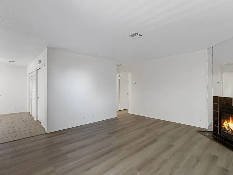 20235 N 3rd Dr #8 — Photo 2