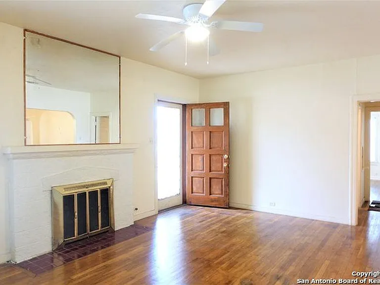 244 W Hermosa Dr — Photo 4