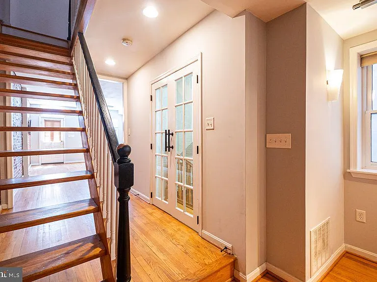 414 S Wolfe St — Photo 17