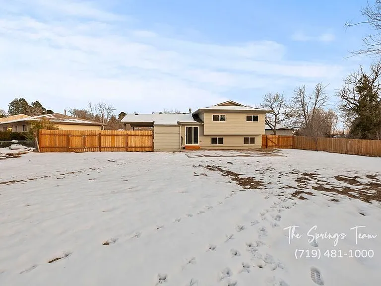 210 Kilmer Ct — Photo 45