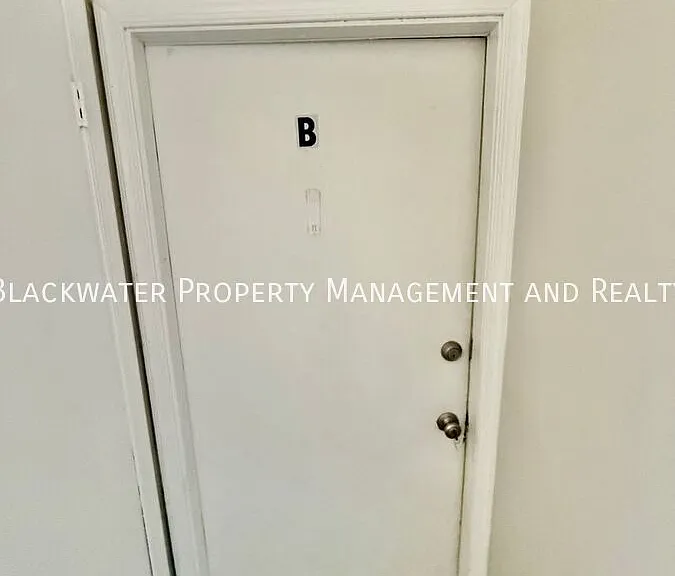 2716 Galts Mill Rd #B — Photo 2