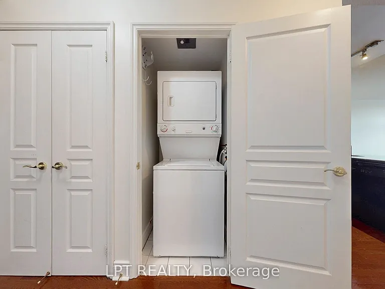 10 Delisle Ave #1011 — Photo 14