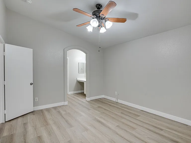 11051 Cresco Ct — Photo 17