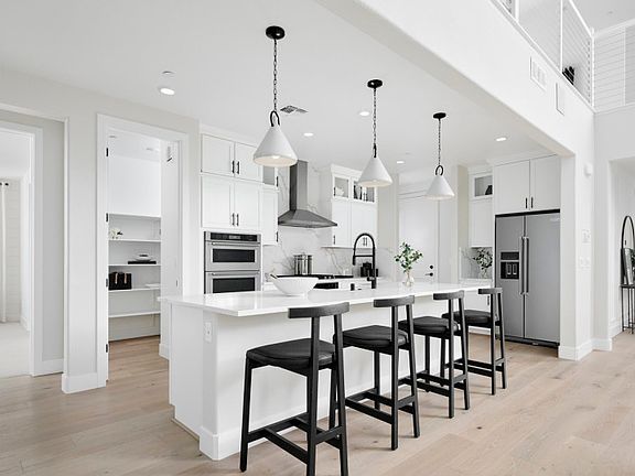 Luxurious kitchen with large center island