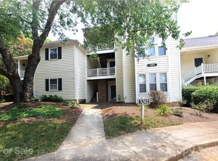 3202 Selwyn Farms Ln APT 7, Charlotte, NC 28209