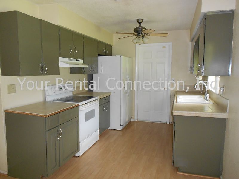 2nd image of 4045 Prairie Bend Ln