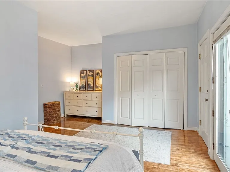 159 M St #2 — Photo 11