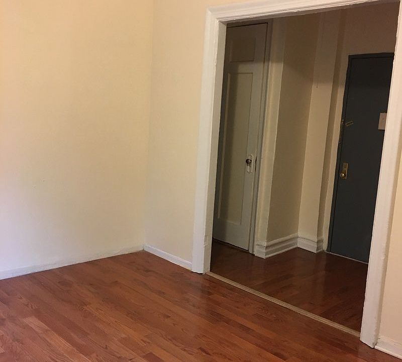 2nd image of 1373 Sterling Pl APT B2