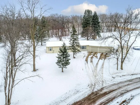 127 Ballard Ave, Jackson, MN 56143