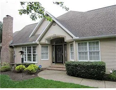 5121 Wolf Run Village Ln photo 1