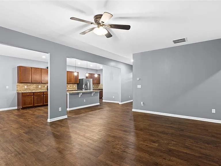 407 Aviary Ln — Photo 15