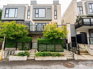 589 King Edward Ave W #2, Vancouver, BC V5Z 2C3