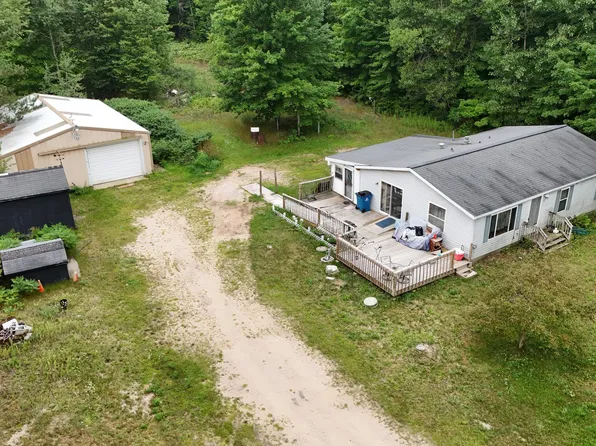 14441 Woods Trl, Thompsonville, MI 49683