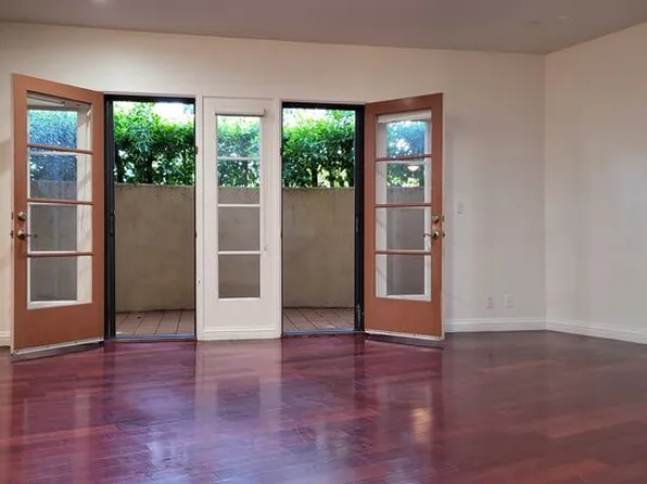235 S Gale Dr APT 101, Beverly Hills, CA 90211