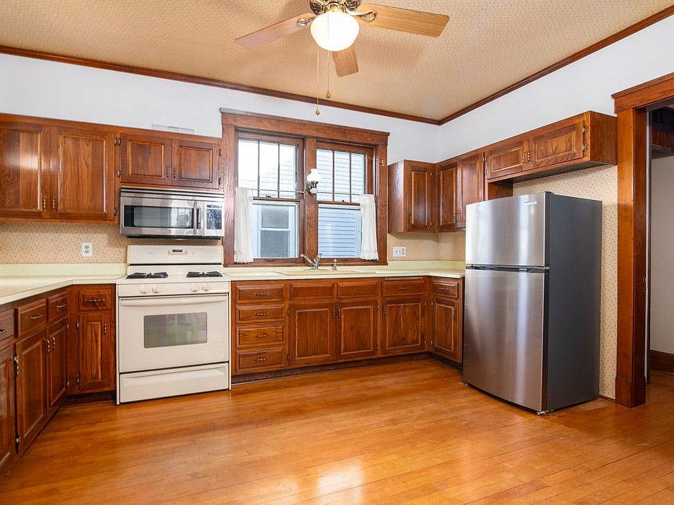 1636 Flett Ave, Racine, WI 53405 Zillow