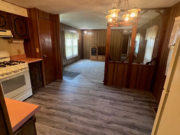 5267 E Broadway Rd, Mount Pleasant, MI 48858