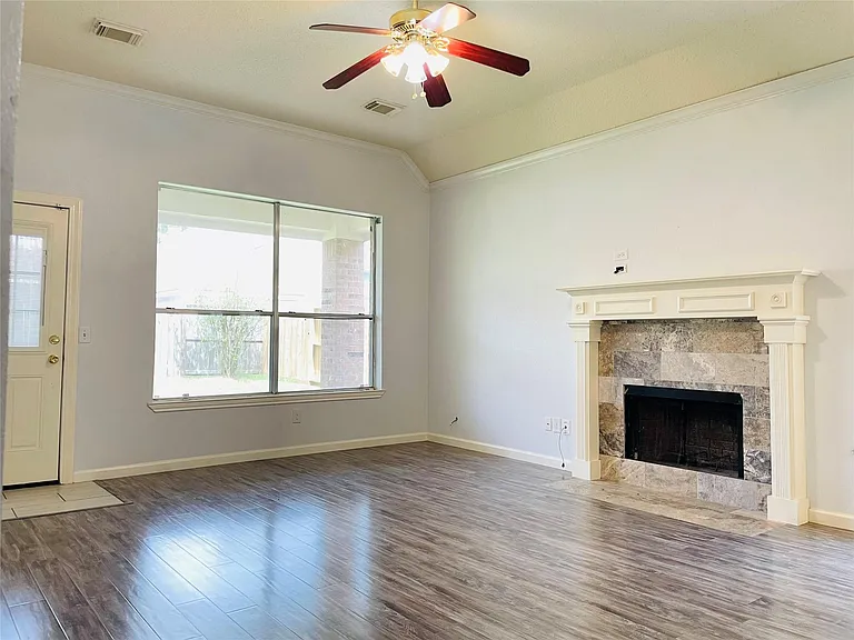 20910 Medallion Pointe Dr — Photo 9