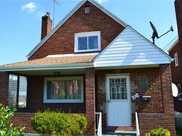 862 School St, Clairton, PA 15025