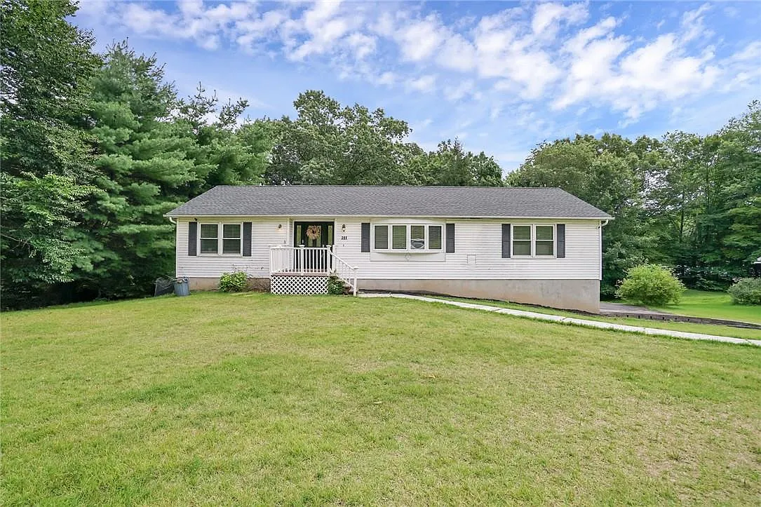 336 Burlingham Road photo 1