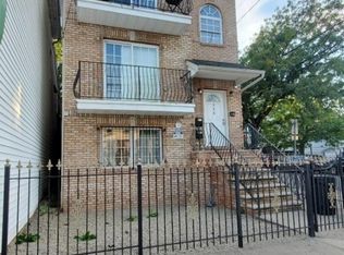 226 12th Ave, Newark, NJ 07107