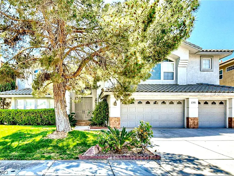 2443 Ping Dr — Photo 1
