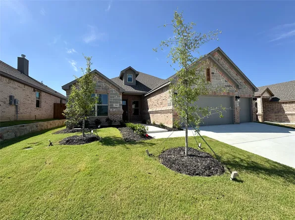 2003 Belle Lagos Ln, Cleburne, TX 76033