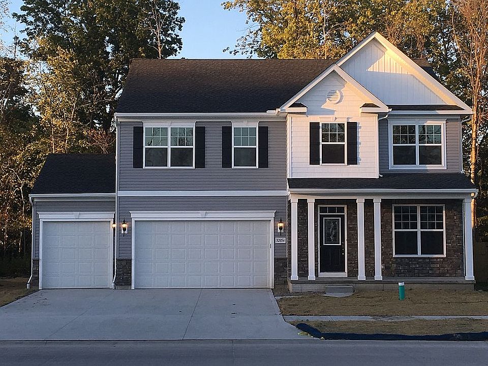 1st image of 32854 Rebecca Ln