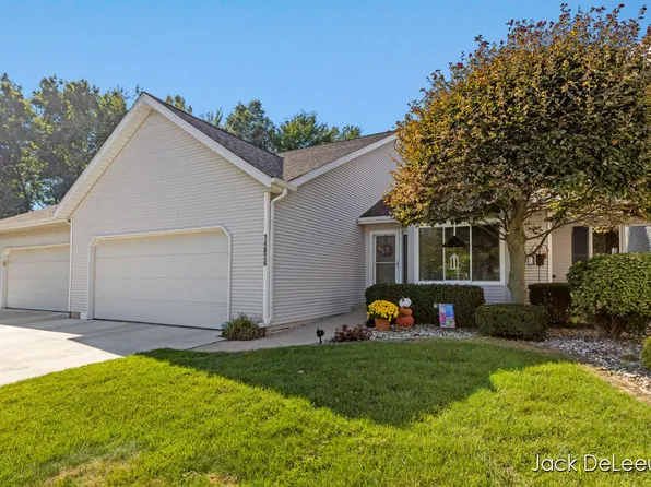 14824 Anchor Ct, Holland, MI 49424