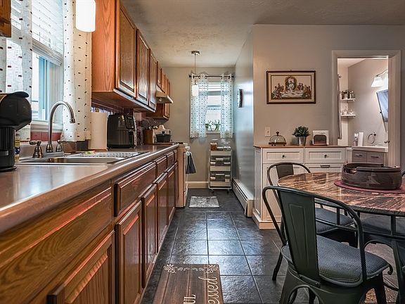 5th image of 529 Stafford Rd