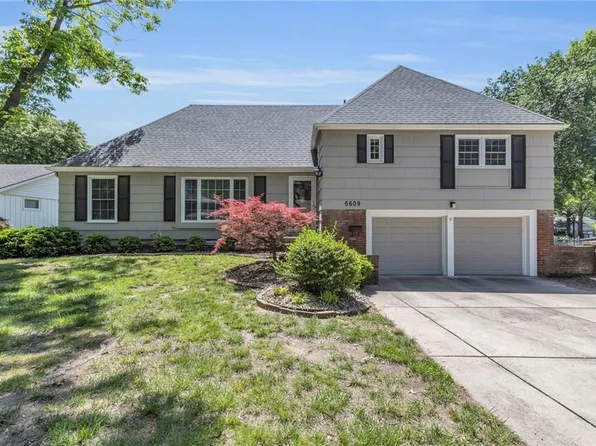 6609 W 100th St, Overland Park, KS 66212
