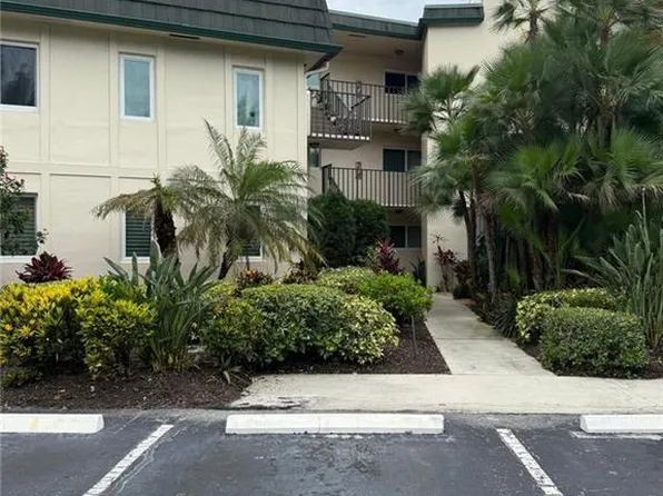 1730 Bald Eagle Dr #A, Naples, FL 34105