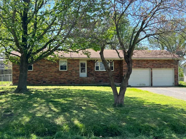 750 W Ramsey, Buffalo, MO 65622