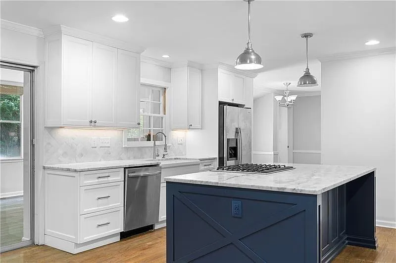 4 bed, 3.5 bath, 2511 sqft, $3,600 — Photo 3