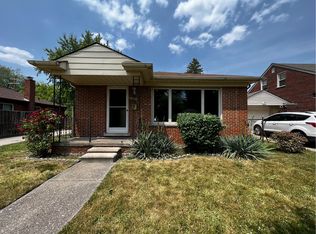 24116 Powers Ave, Dearborn Heights, MI 48125