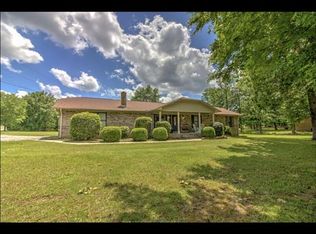 1229 Parker Rd SE, Hartselle, AL 35640